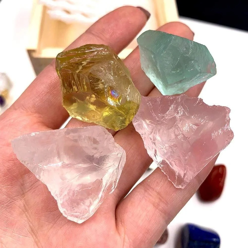 10 Healing Crystals In a Box - Glova