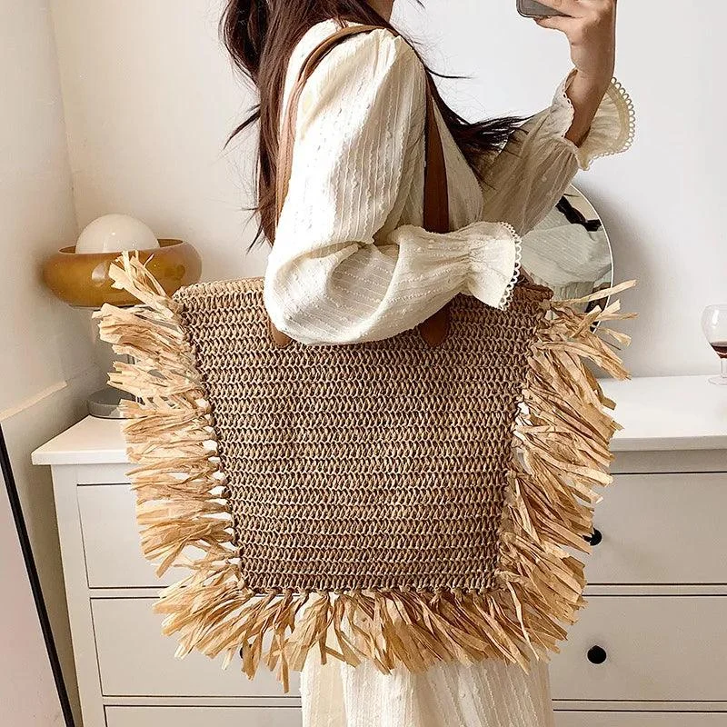 Alara Tassel Straw Tote Bag - Glova