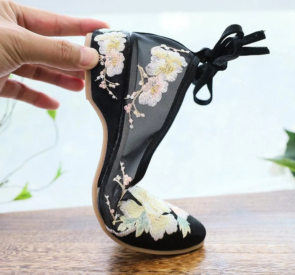 Arisu Flower Embroidery Sheer Ballet Lace-Up Flats - 3 Colors - Glova