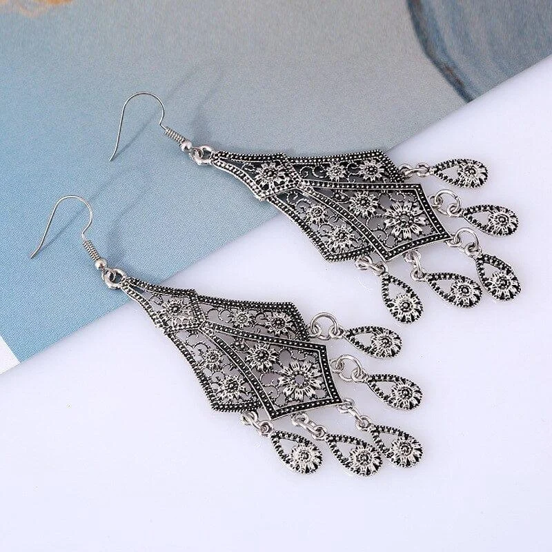 Art Nouveau Dangling Earrings - Glova