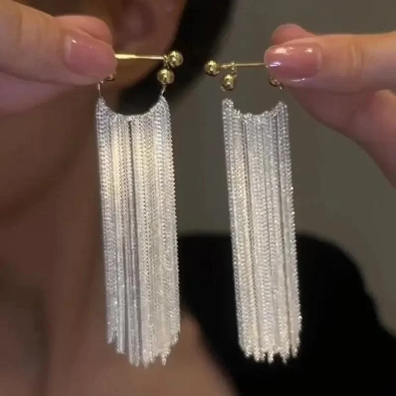 Bar and Tassel Drop Earrings - Glova