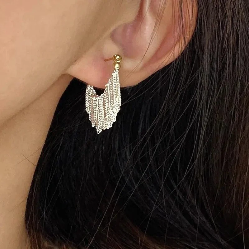 Bar and Tassel Drop Earrings - Glova