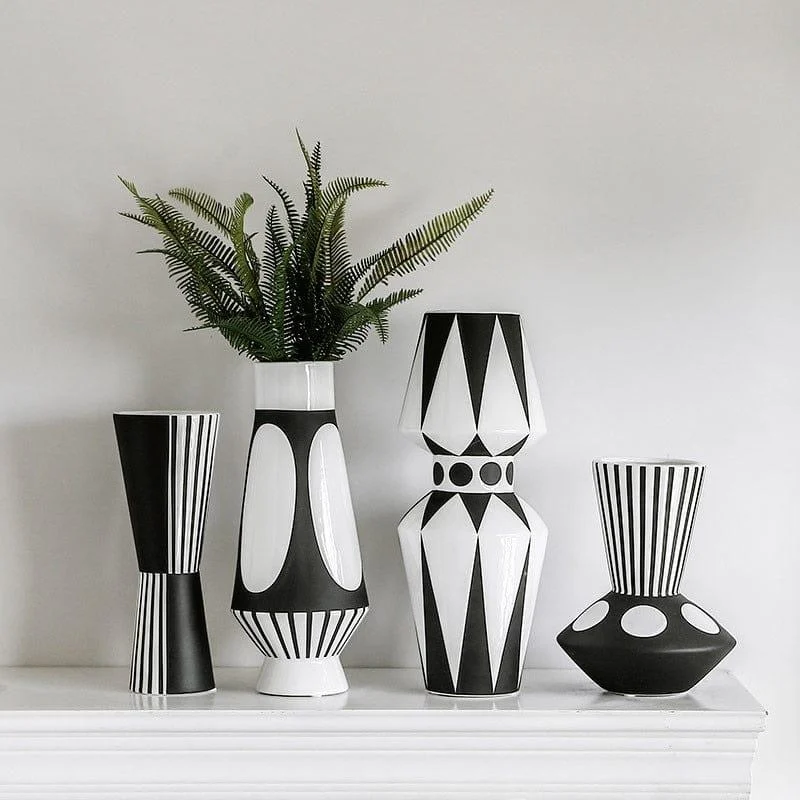 Black And White Irregular Vase - Glova