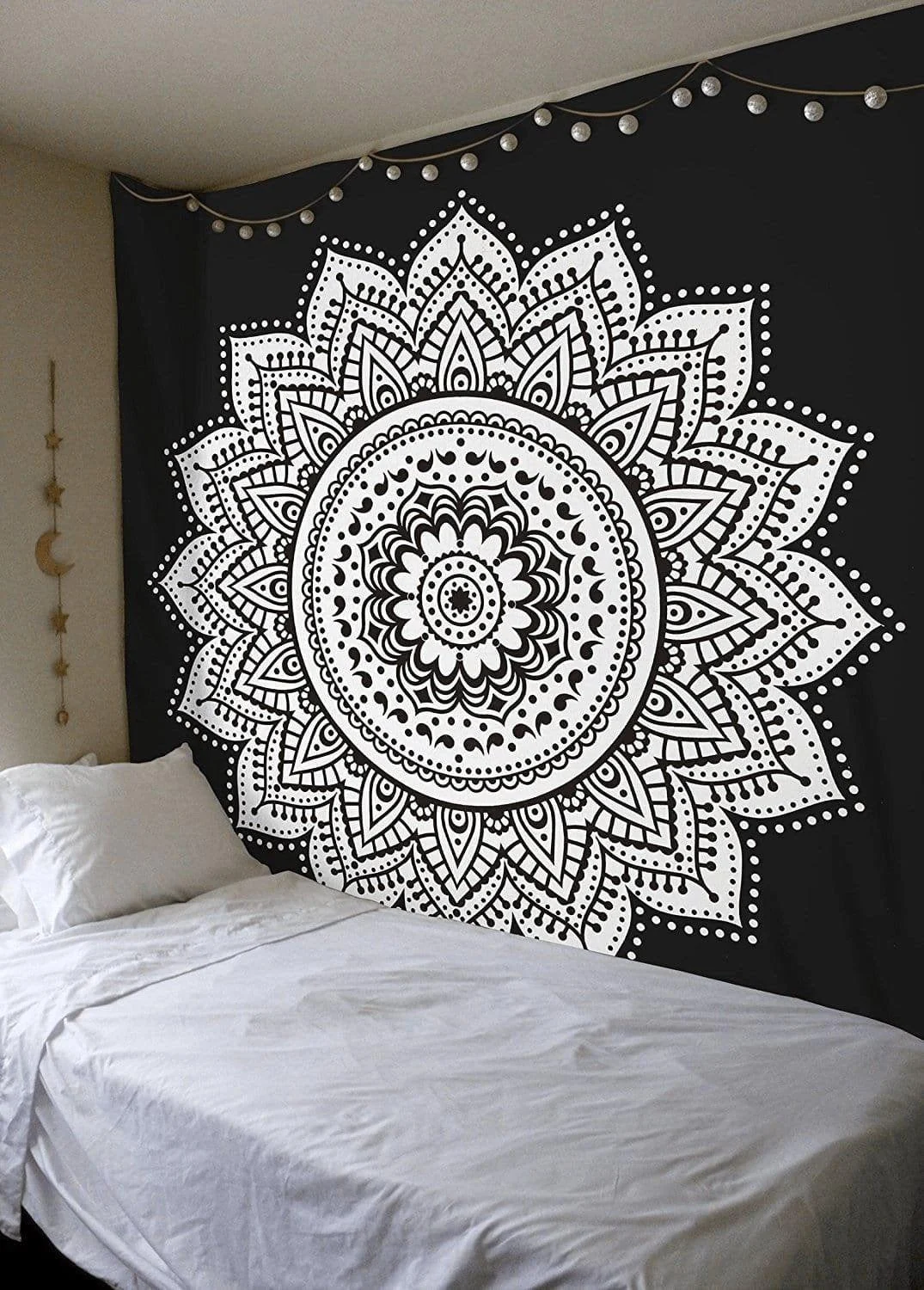 Black and White Mandala Tapestry - Glova