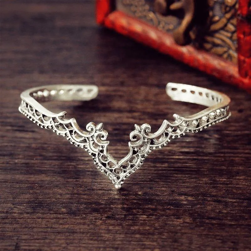 Bohemian Princess Love Bangle - Glova