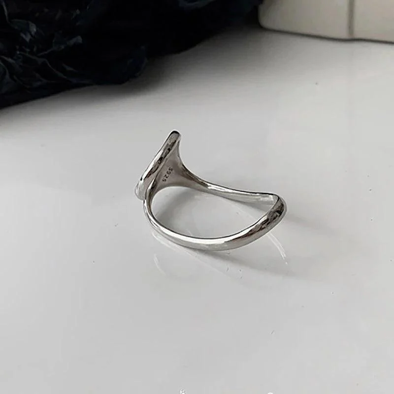 Boomerang Punk Cross Over Rings - Gold or Silver - Glova