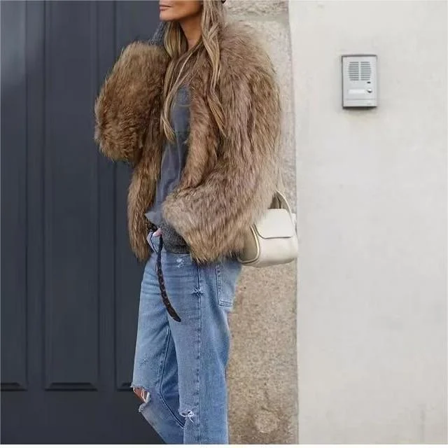 Cece Faux Fur Jacket - Glova