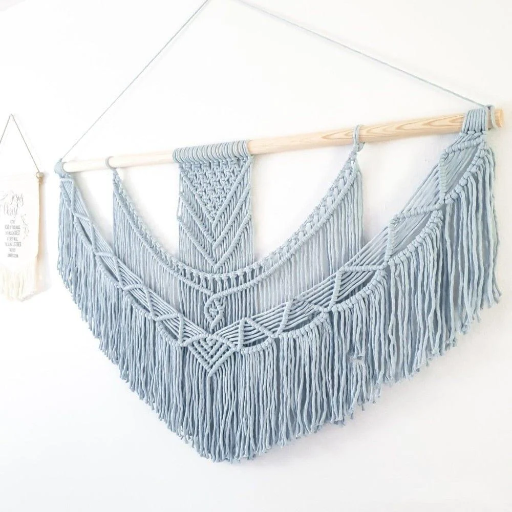 Chic Hand Woven Macrame Wall Hanging - Glova