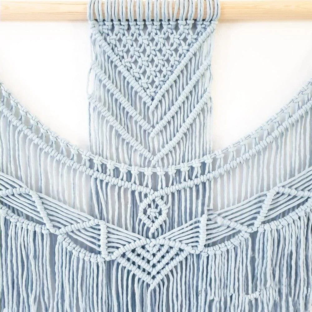 Chic Hand Woven Macrame Wall Hanging - Glova