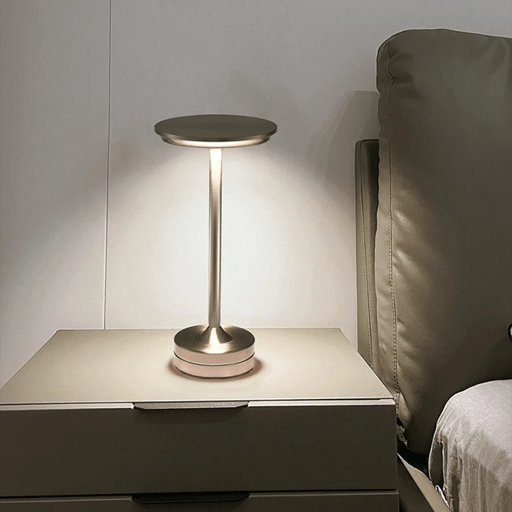 Cordless Metallic LED Table Lamp - Glova