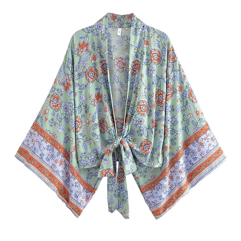 Cosmos Cropped Kimono in Green - Glova