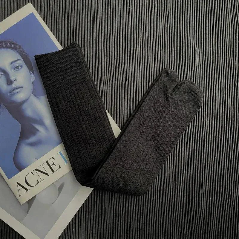 Cotton Split Toe Ribbed Socks - Glova