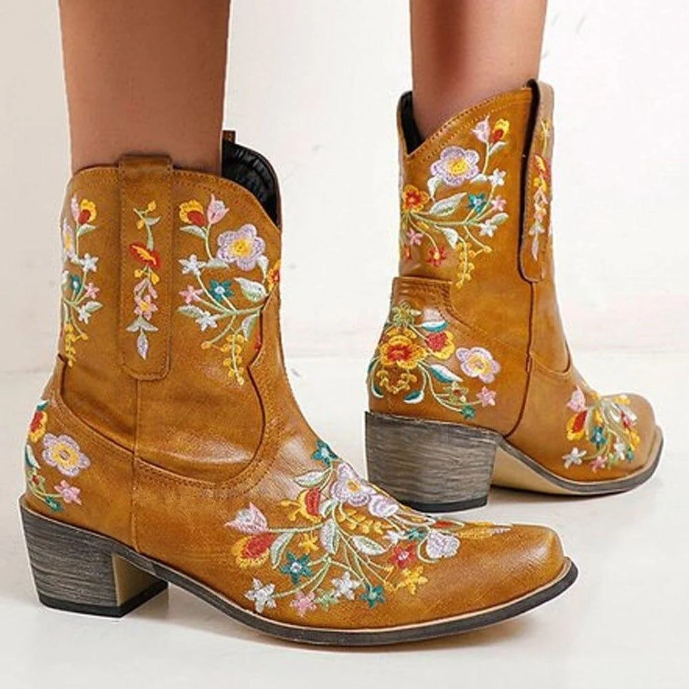 Cowgirl Embroidery Boots - Glova