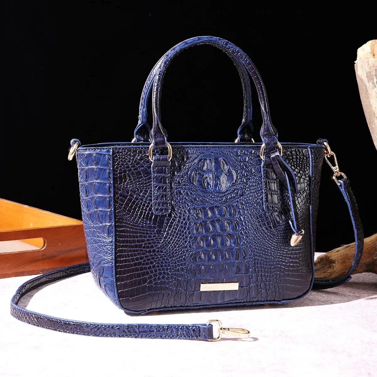 Crocodile Pattern Crossbody PU Leather Shoulder Bag - Glova