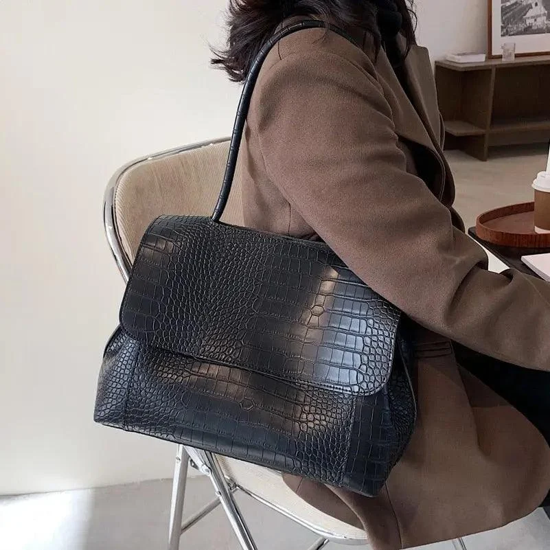 Crocodile Pattern Pu Leather Shoulder Bag - Glova