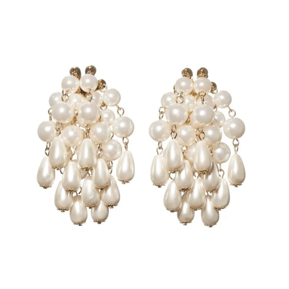 Elegant Bouquet of Pearl Drops Earrings - Glova