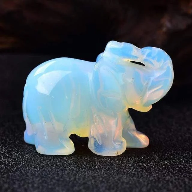 Elephant Carved Natural Crystal - Glova