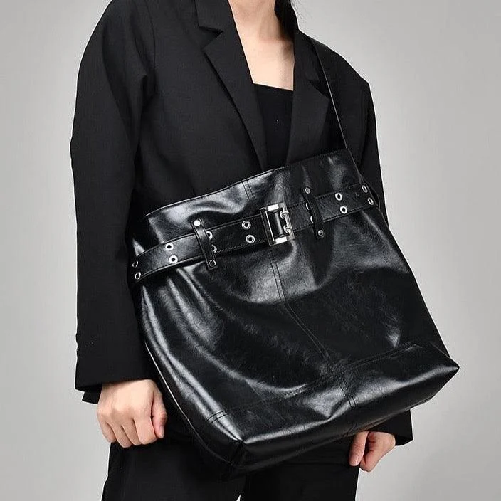 Eliska Vintage Belted Patent Shine Tote Bag - Glova