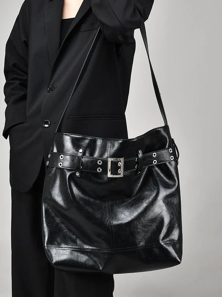 Eliska Vintage Belted Patent Shine Tote Bag - Glova