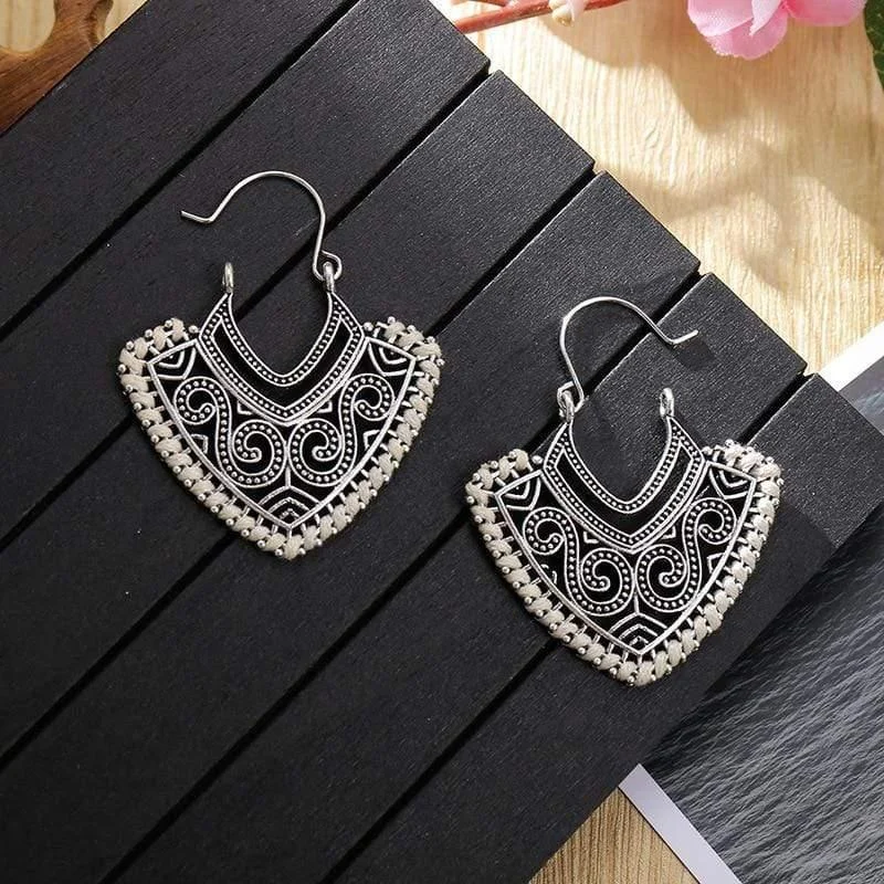 Ethnic Design Silver Earrings - Glova