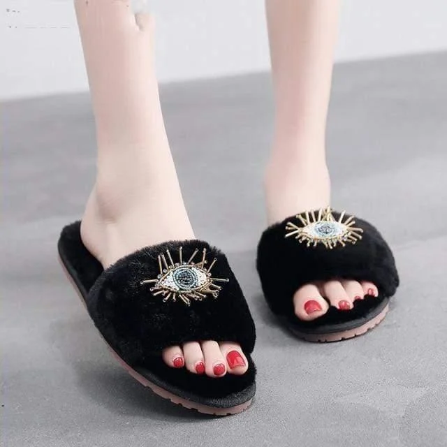 Evil Eye Fur Slippers - Glova