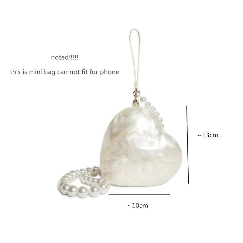 Fiadh Heart Pearl Resin Clutch - Glova