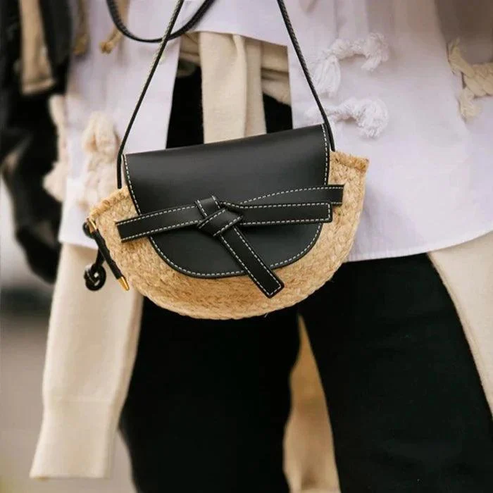 Fira half-moon Straw Saddle Bag - Glova