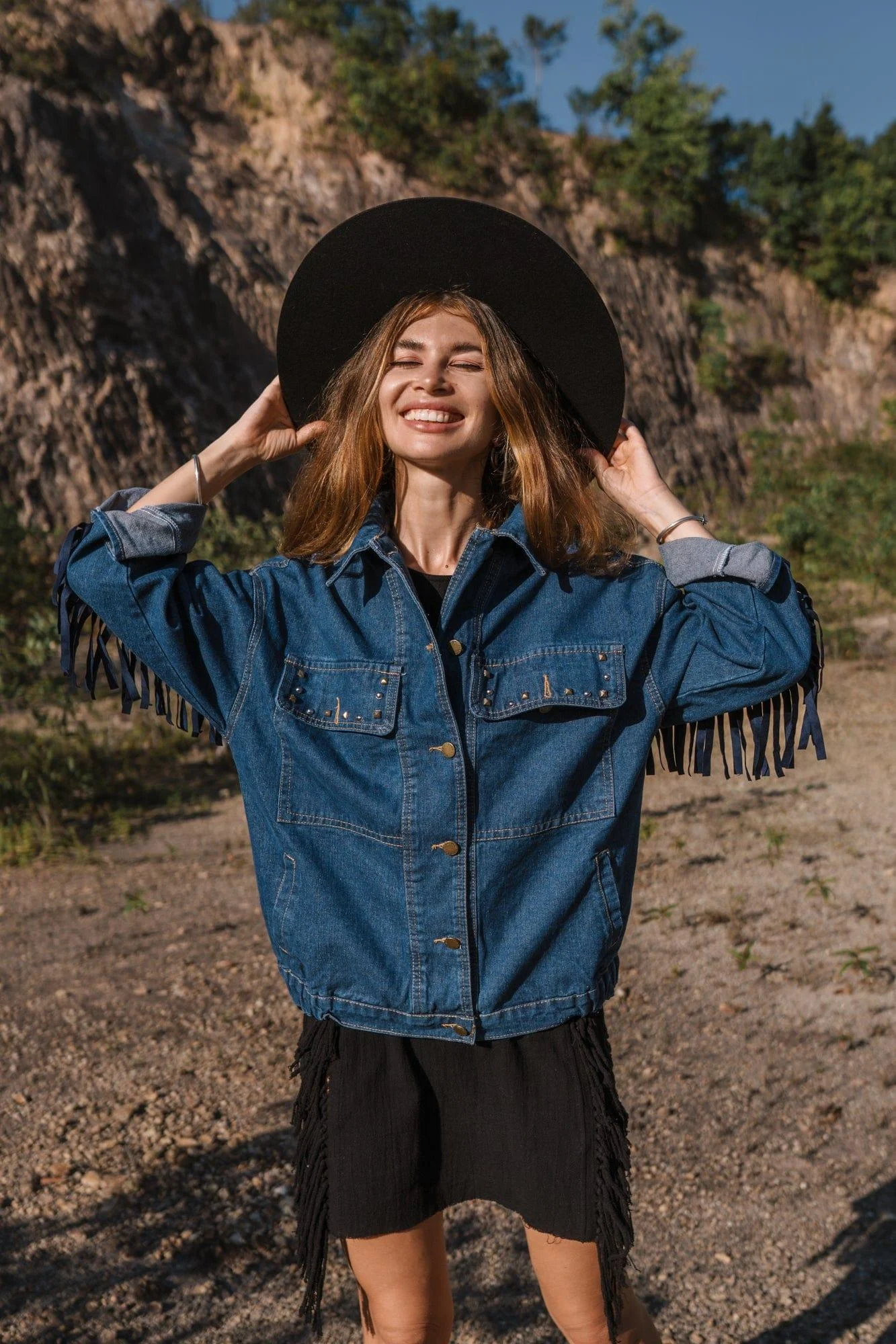 Floral Embroidered Denim Jacket - Glova