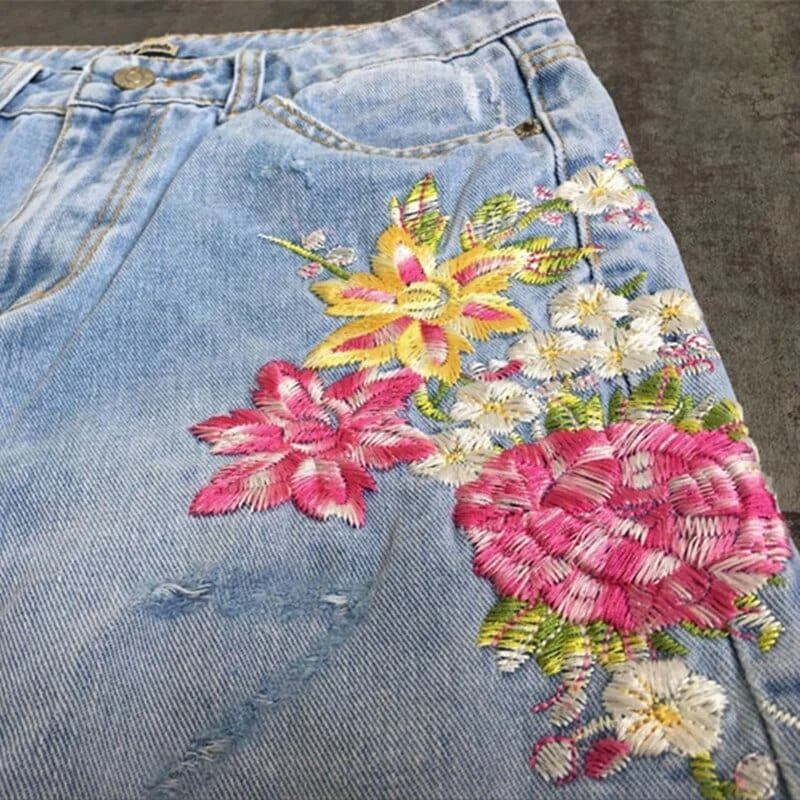 Floral Embroidered High Waist Jeans - Glova