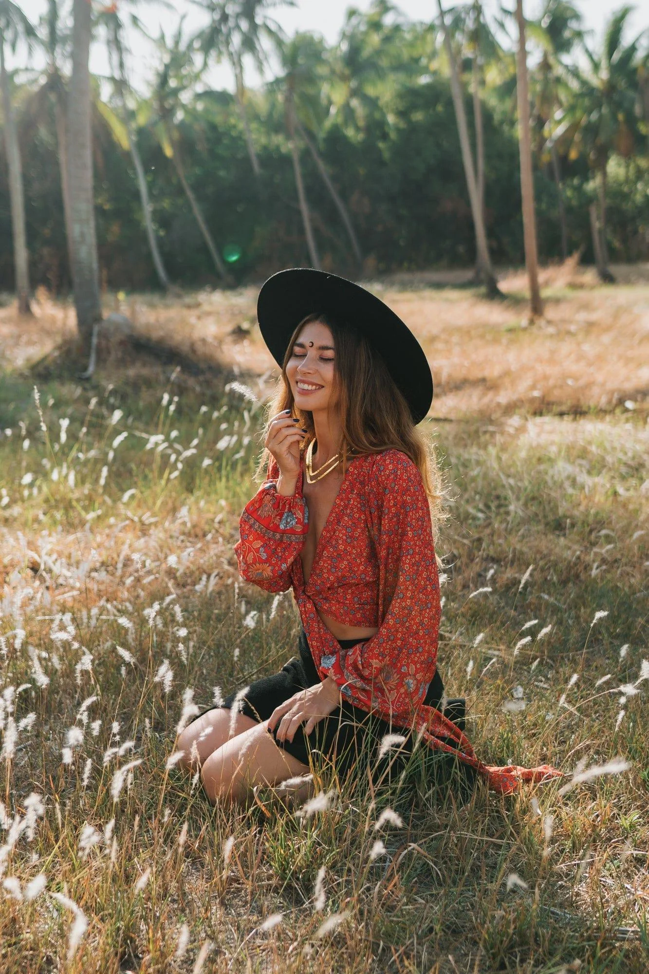 Freya Retro V Neck Bell Sleeve Blouse in Red - Glova