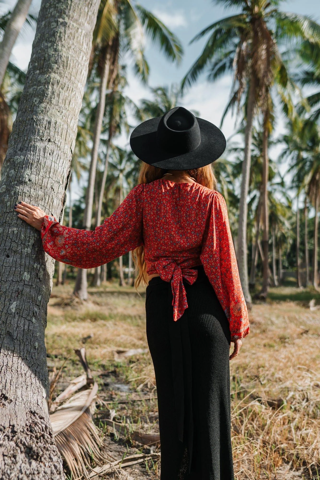 Freya Retro V Neck Bell Sleeve Blouse in Red - Glova