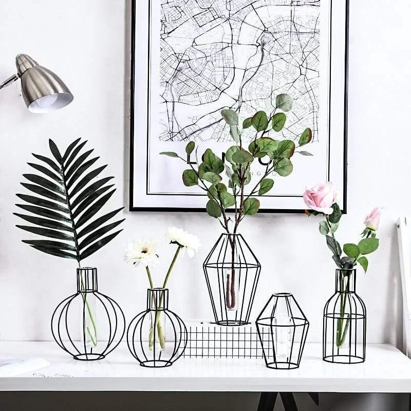 Geometric Nordic Iron Vases - Glova