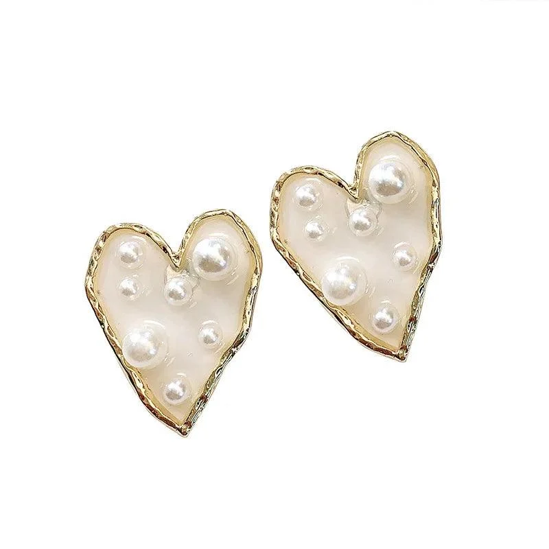 Gina Transparent Heart and Pearl Resin Stud Earrings - Glova