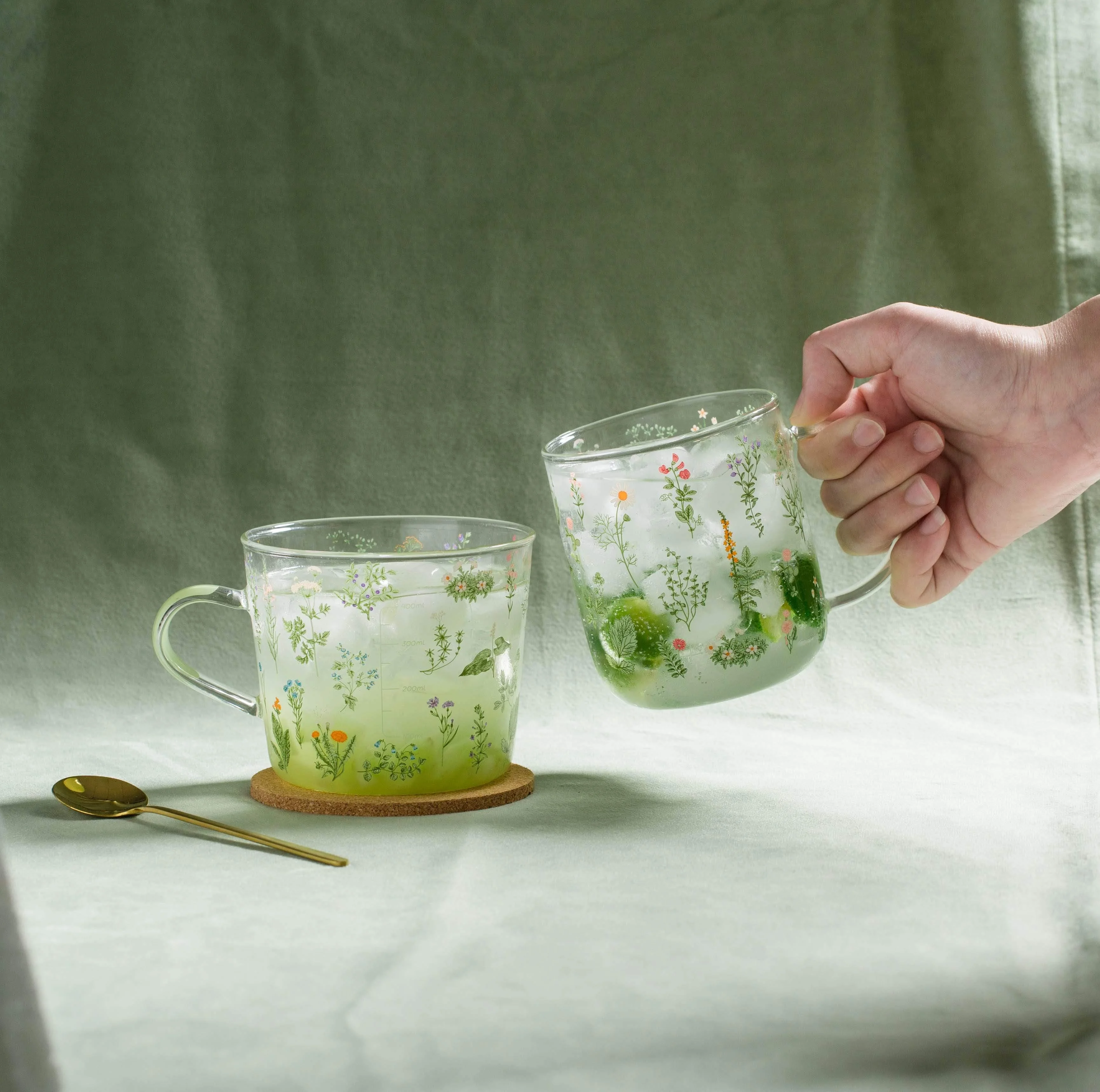 Grass & Flowers Glass Mug - Glova