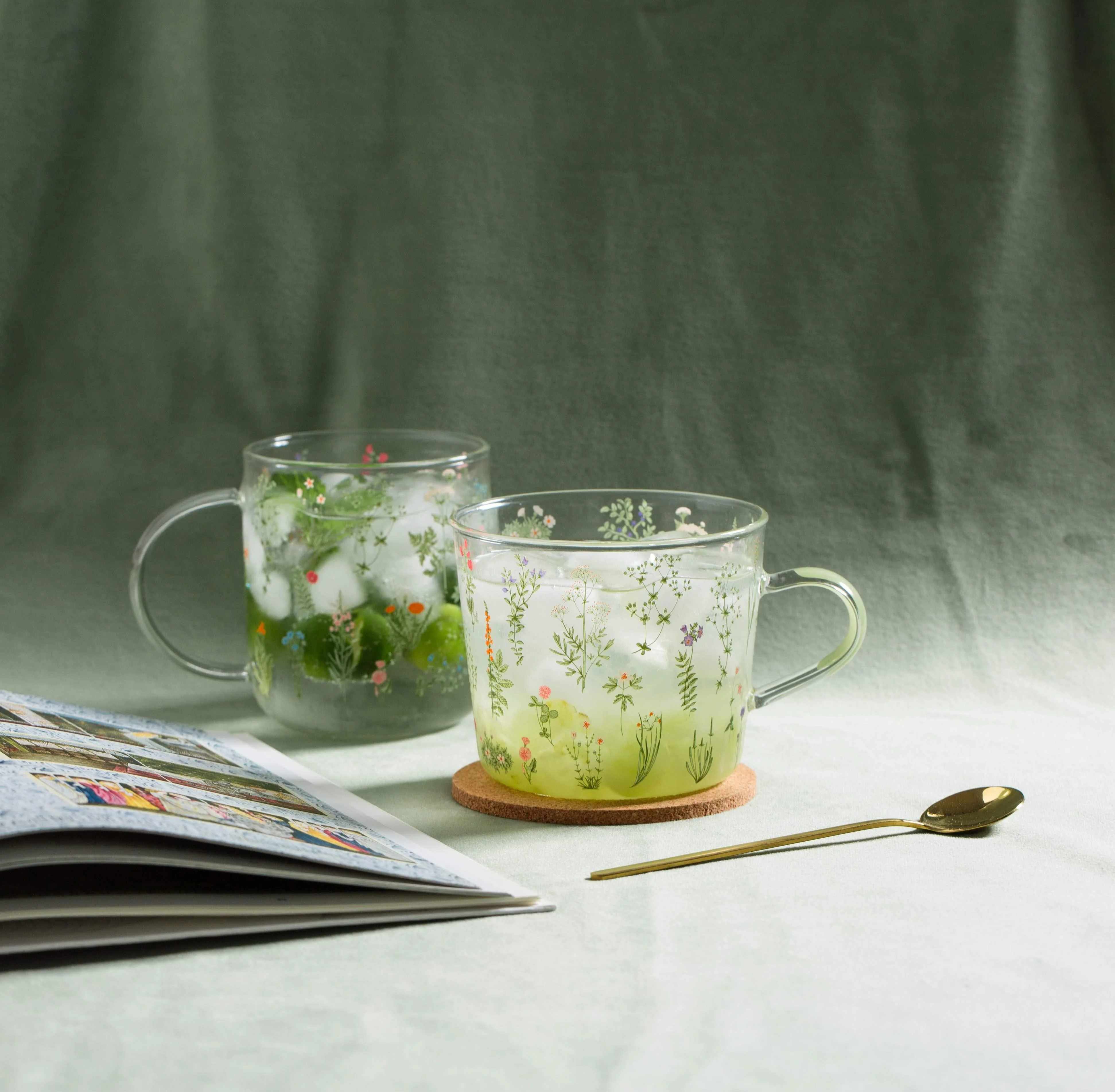 Grass & Flowers Glass Mug - Glova