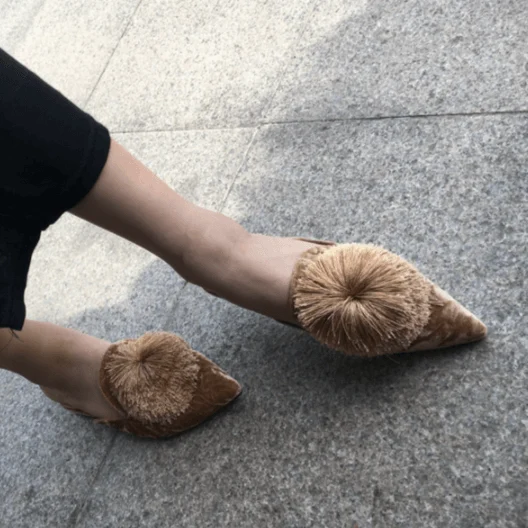 Harper Pom Pom Velvet Mules - Glova