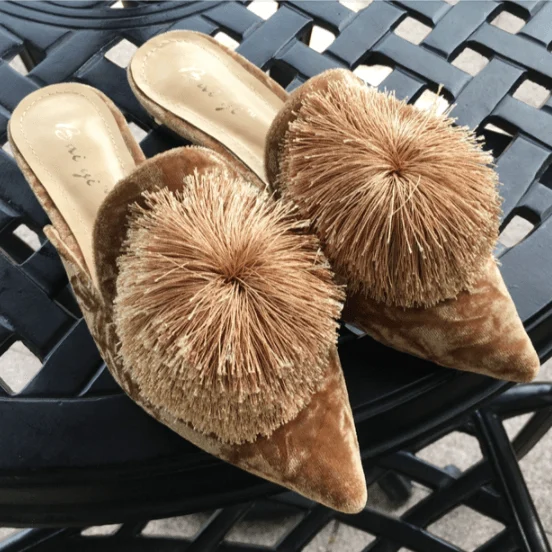 Harper Pom Pom Velvet Mules - Glova