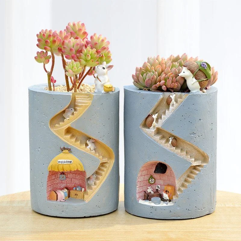 Hedgehog & Rabbit Resin Flower Pot - Glova