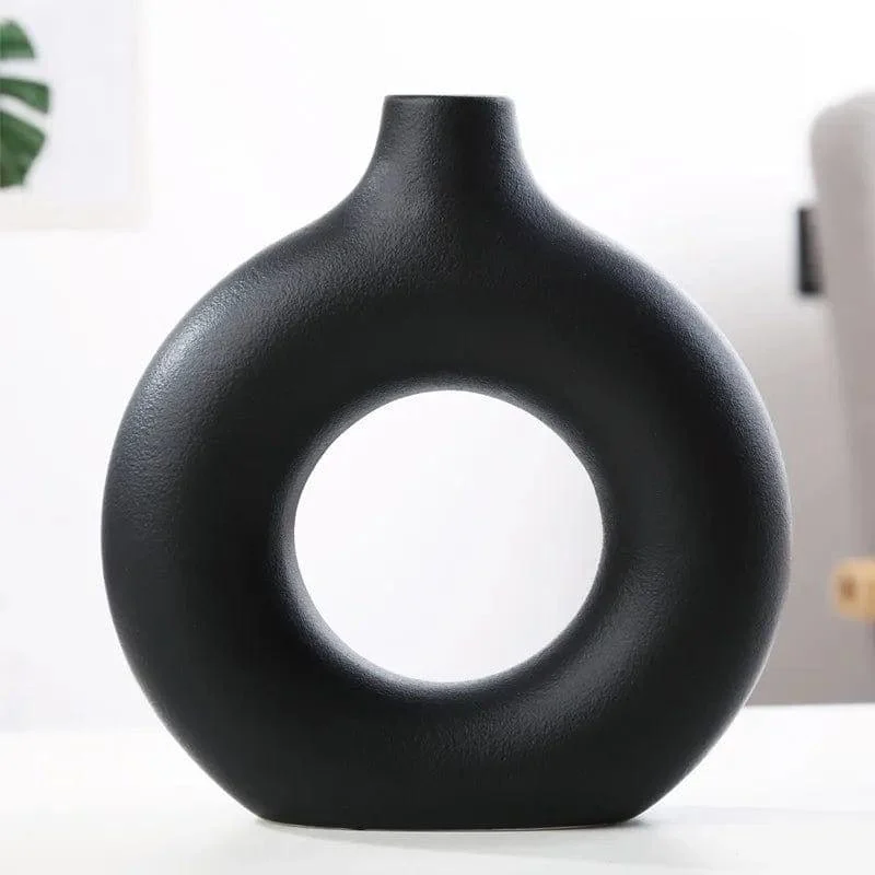 Hollow Minimalistic Ceramic Vase - Glova