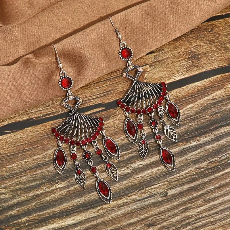 Hollow Rhinestone Drop Leaf Earrings - Glova