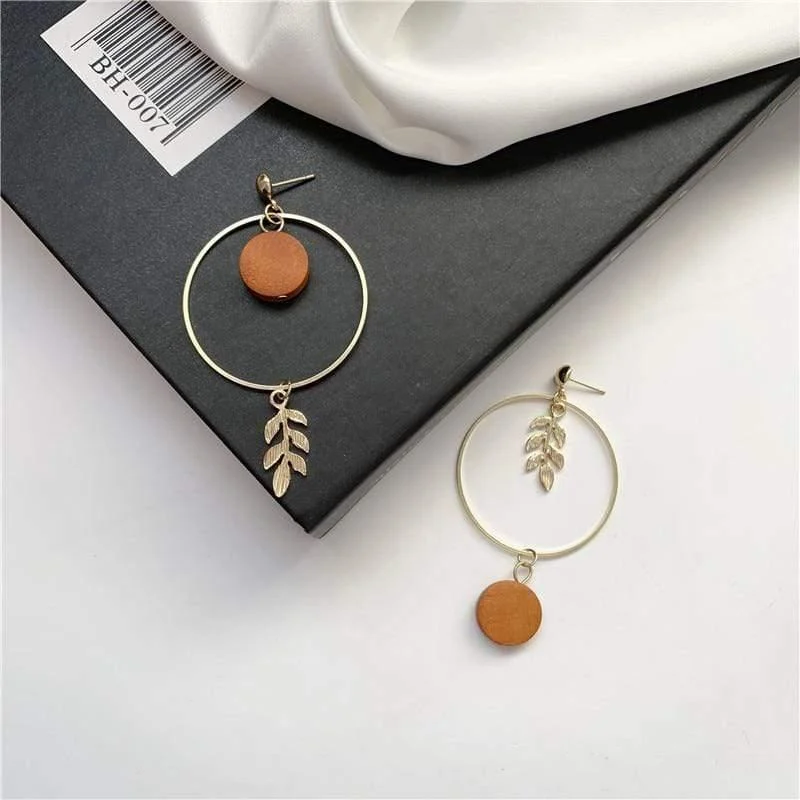 Hoop and Leaf Earrings - Glova