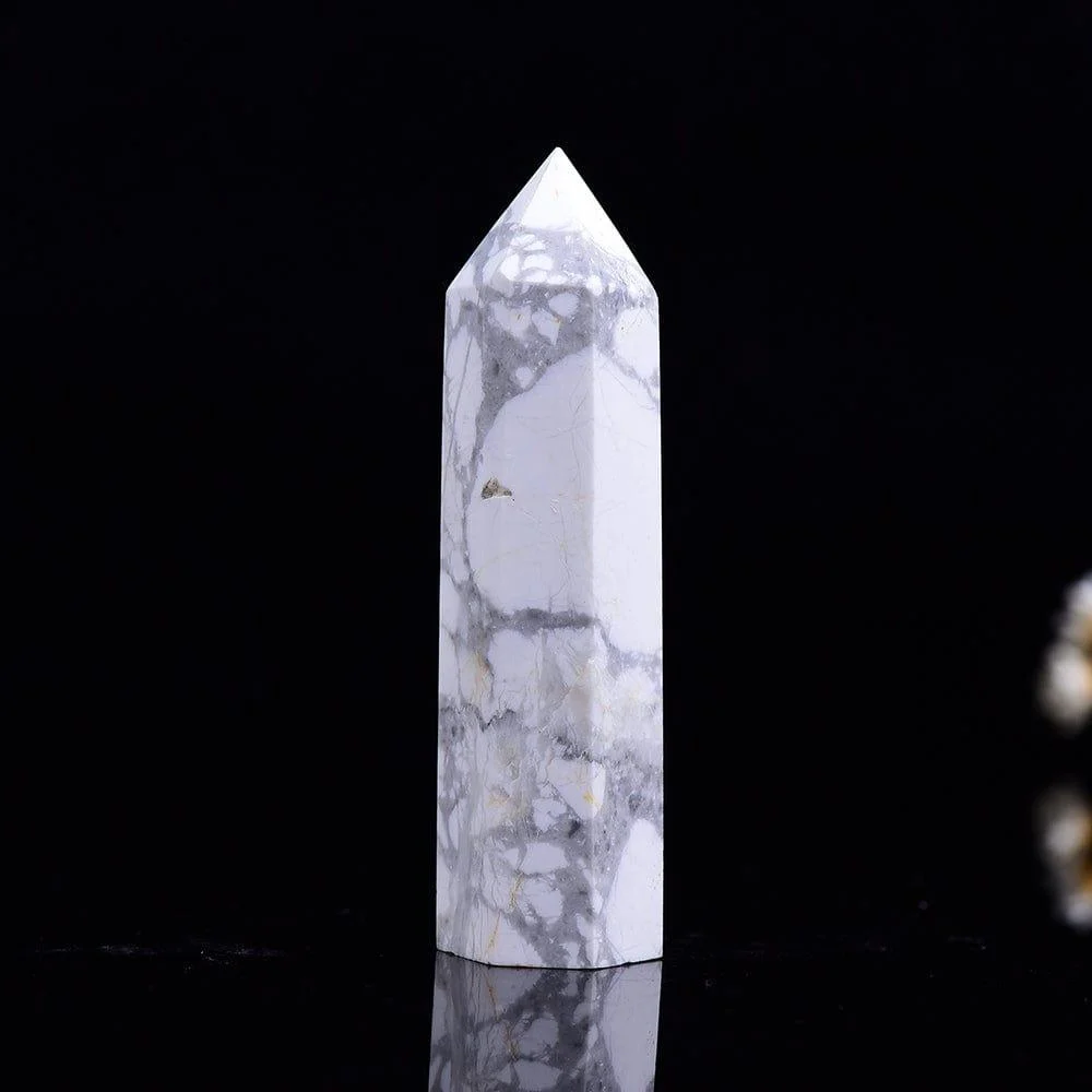 Howlite Crystal Point Tower - Glova