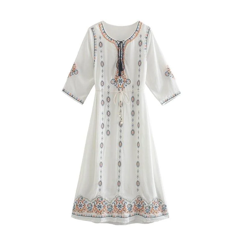 Ignatia Boho Embroidery Midi Dress - Glova