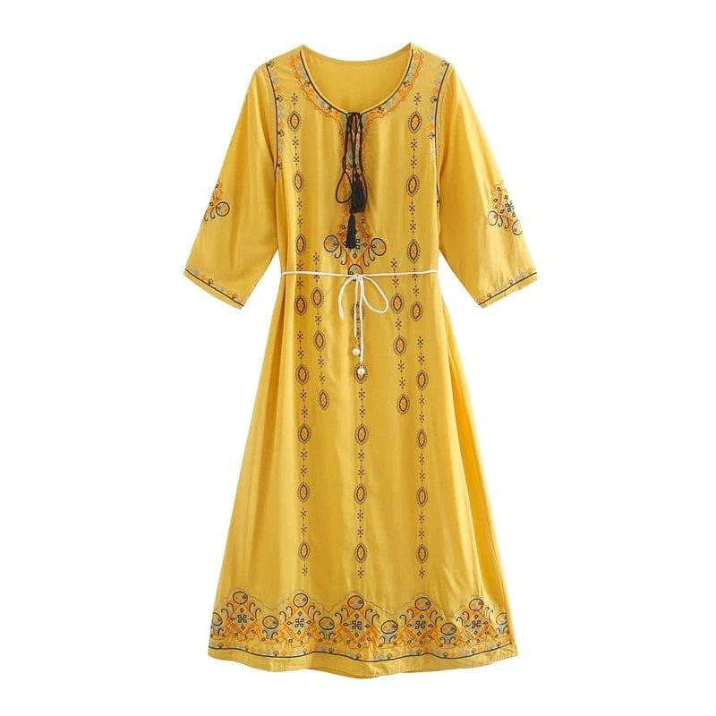 Ignatia Boho Embroidery Midi Dress - Glova