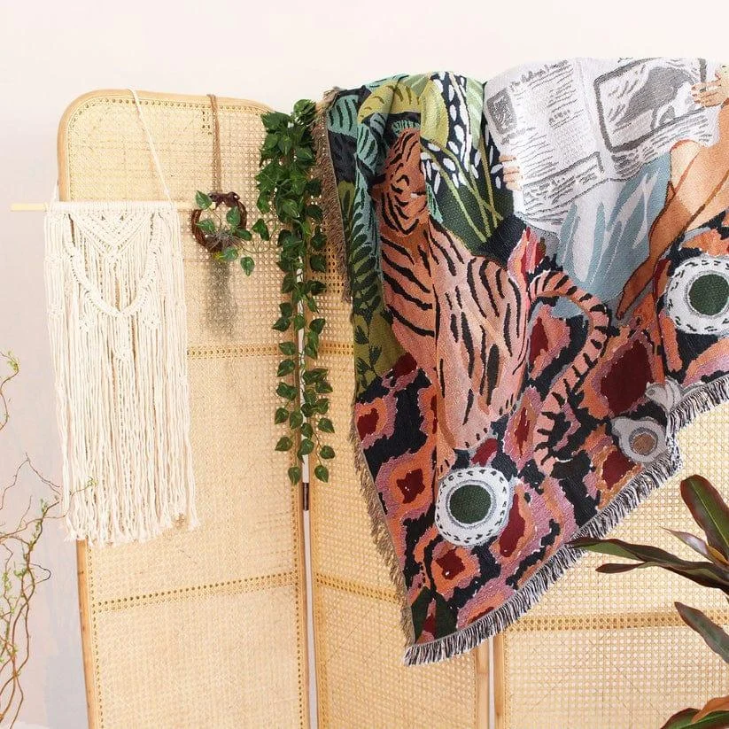 Into the Jungle Throw Blanket - Glova