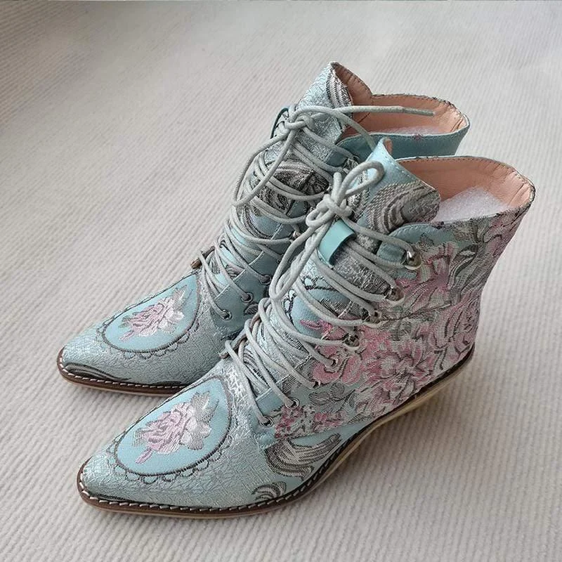 Jasmine Embroidered Boots - Glova