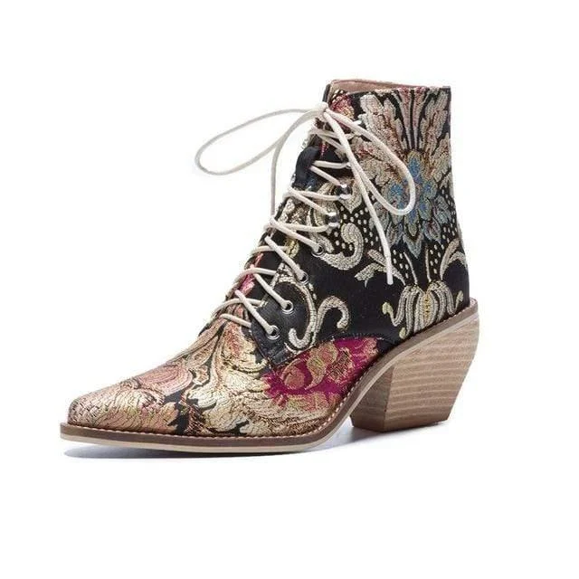 Jasmine Embroidered Boots - Glova