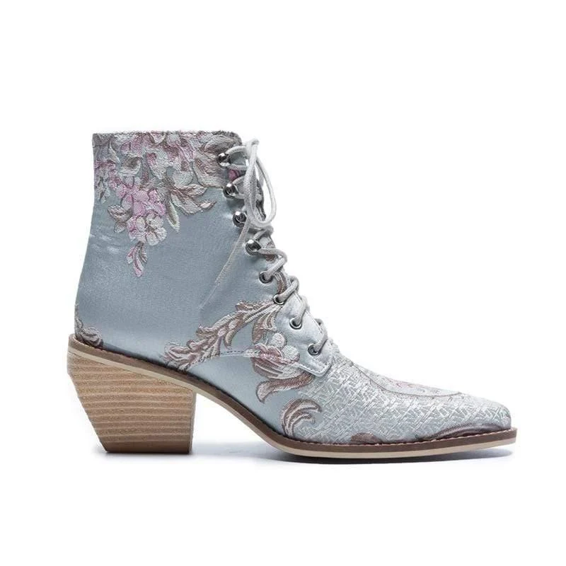 Jasmine Embroidered Boots - Glova