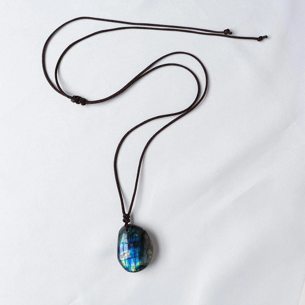 Labradorite Amulet Pendant Necklace - Glova