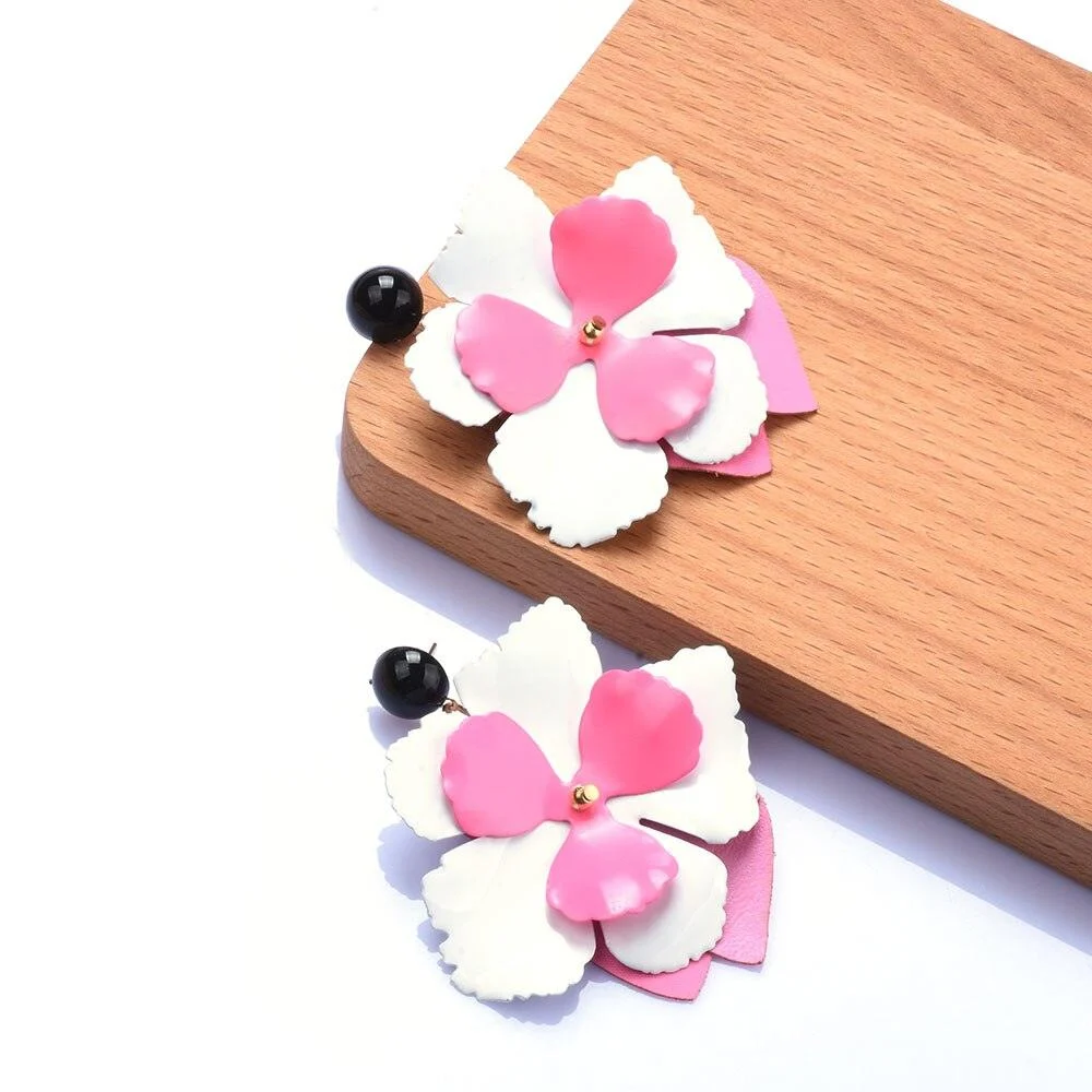 Lilian Big Flower Stud Earrings - 4 Colors - Glova